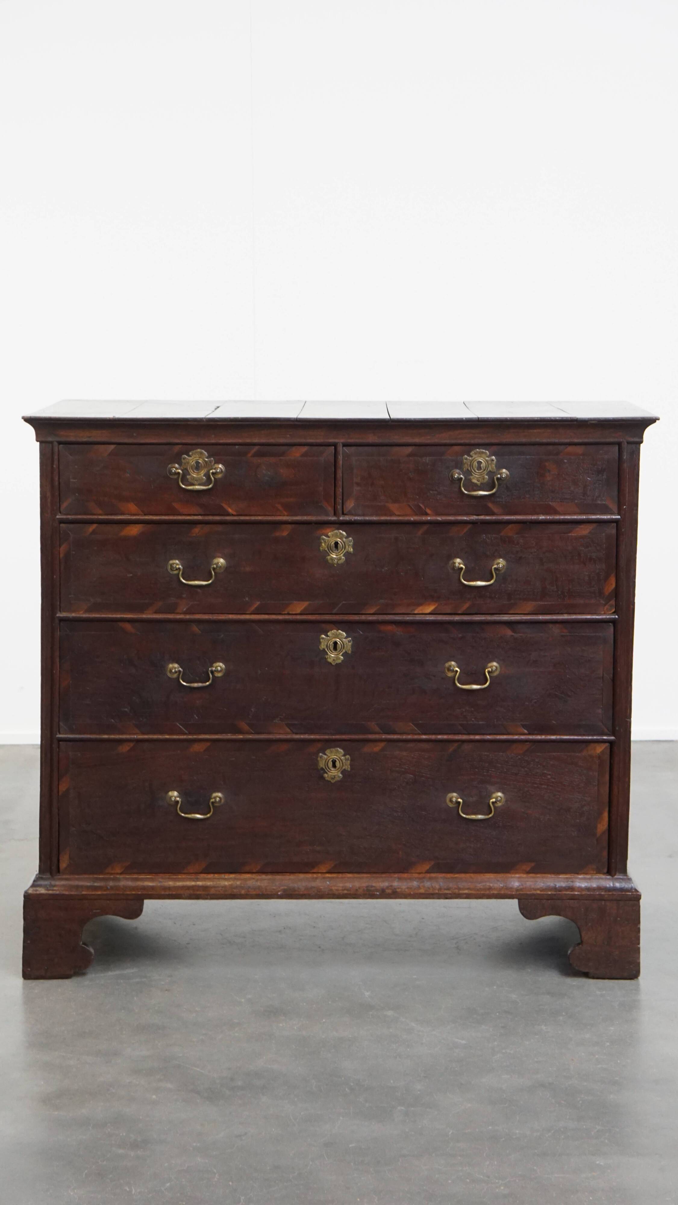 Early Georgian English Antique Oak Chest of Drawers