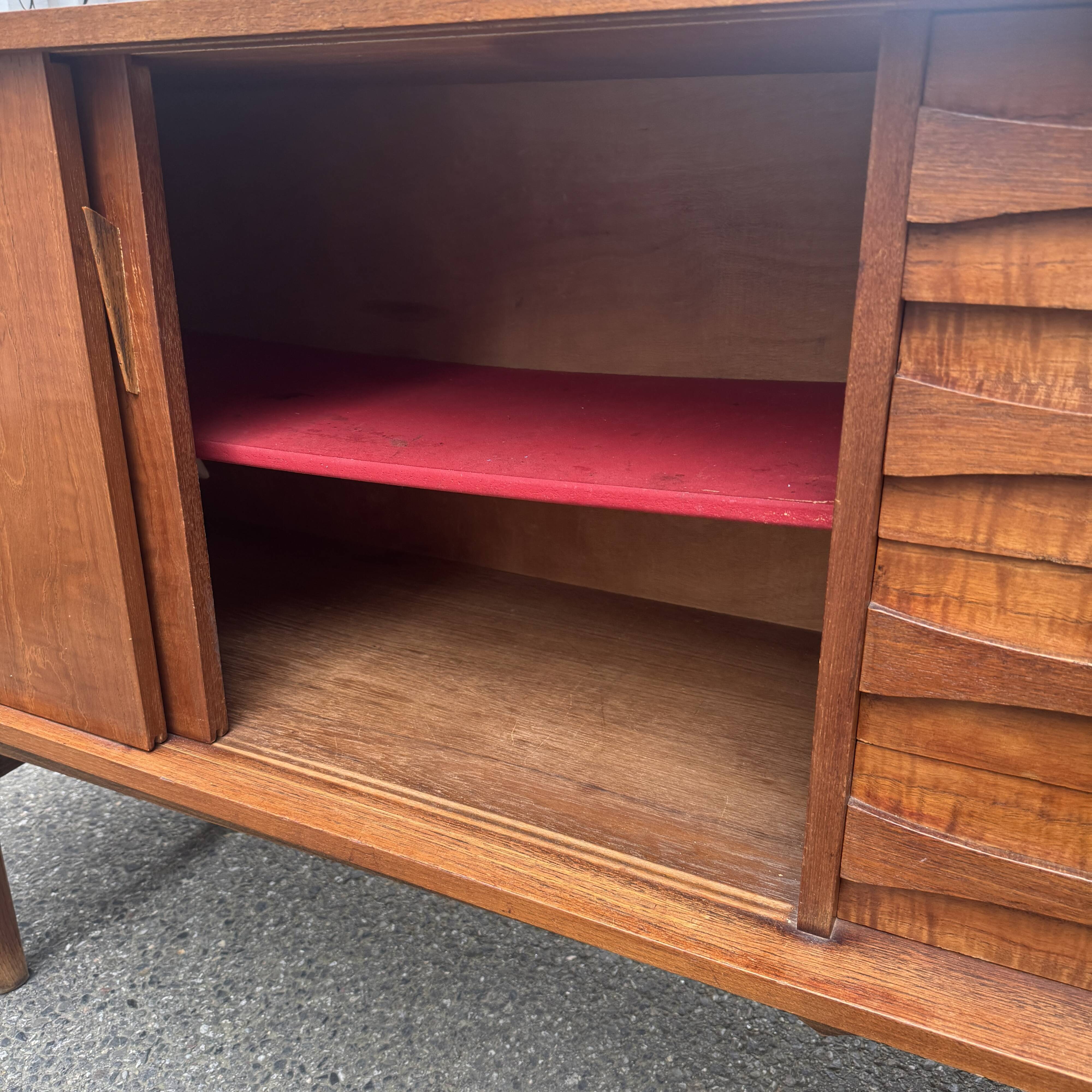 Scandinavian-style enfilade