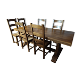 Table en bois massif avec 6 chaises
