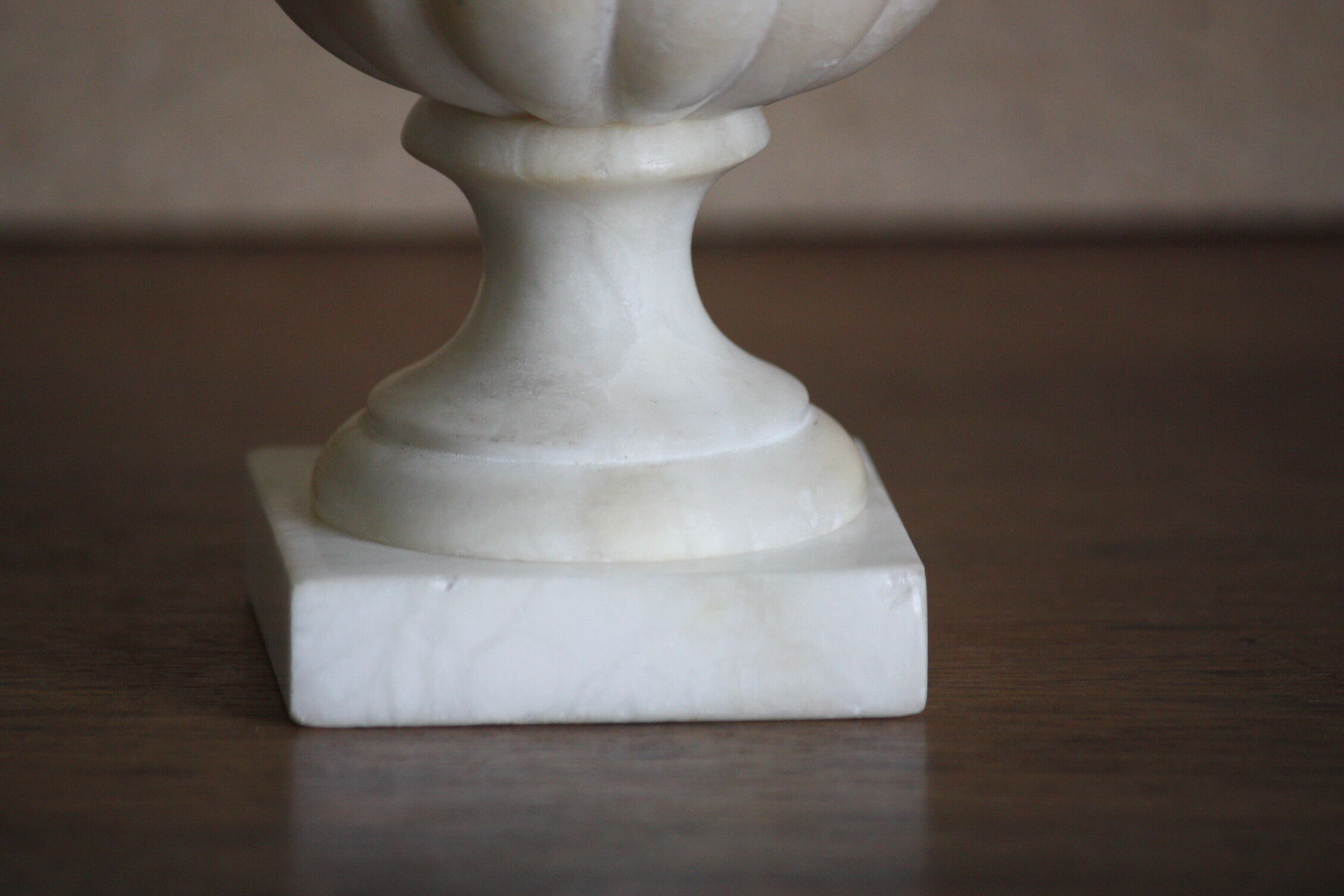 Medici vase in alabaster