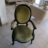 Set of 2 vintage green velvet armchairs – Elegance and comfort