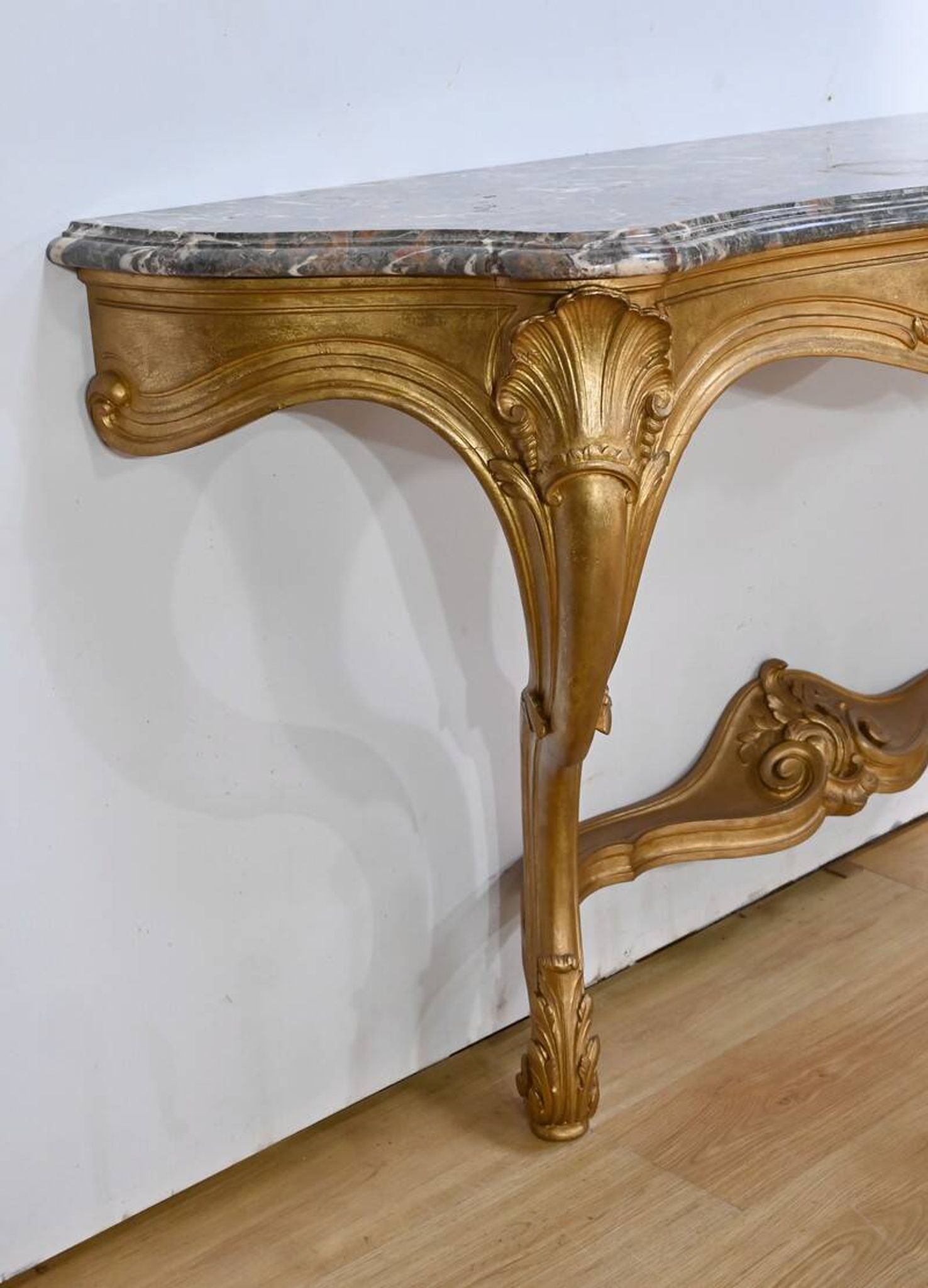 Important Wall Console in Gilded Wood, Louis XV style – Early 20th century