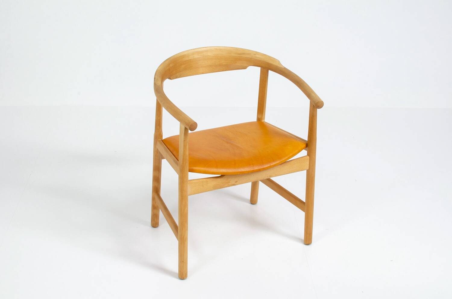 Fauteuil PP208 de Hans Wegner pour PP Møbler (Danemark, années 1970).