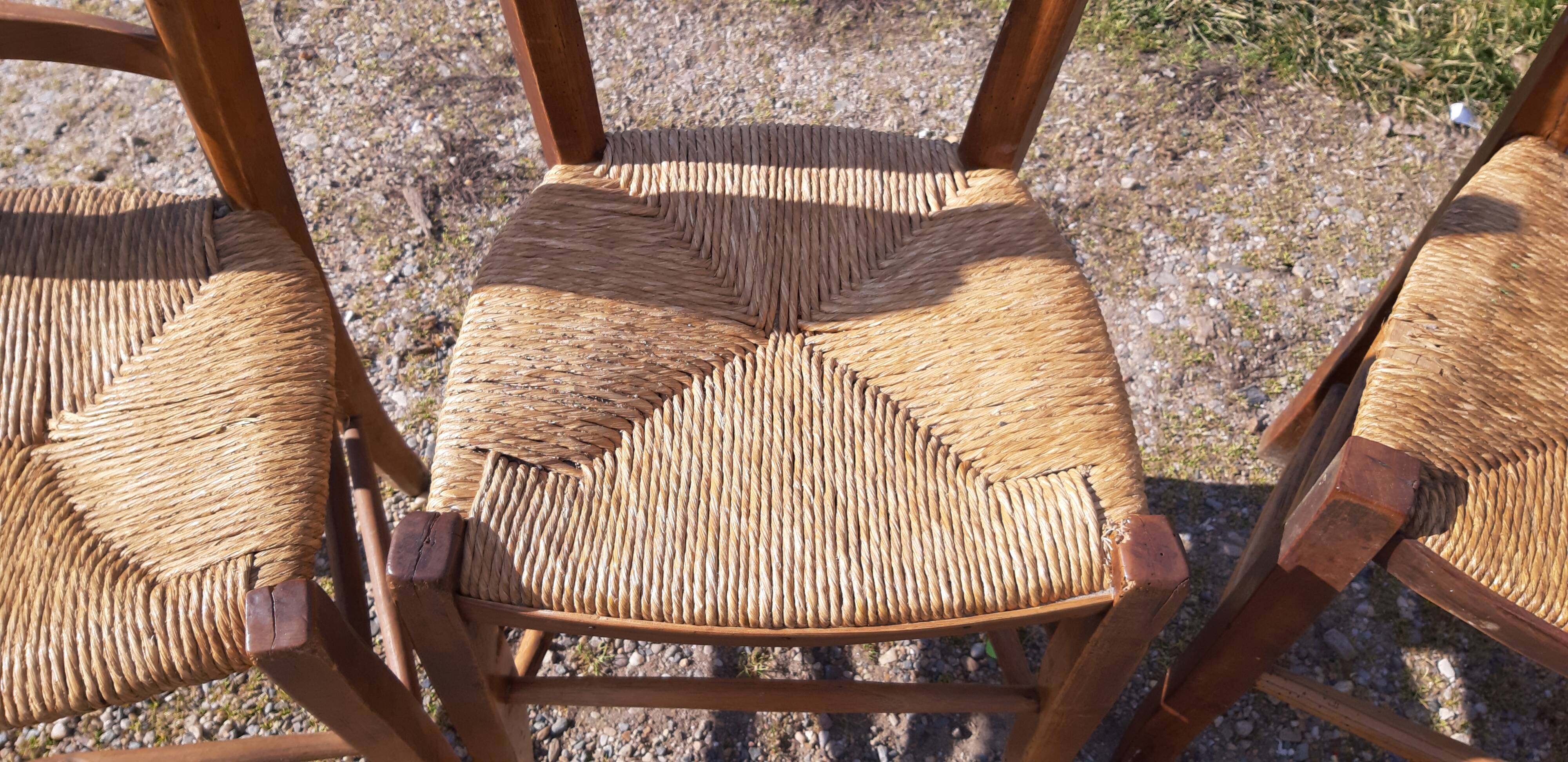 6 antique and mismatched mulched chairs