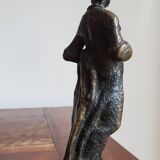 Statuette ancienne en bronze patiné