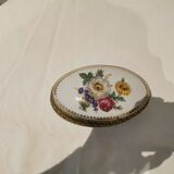 Boite en porcelaine