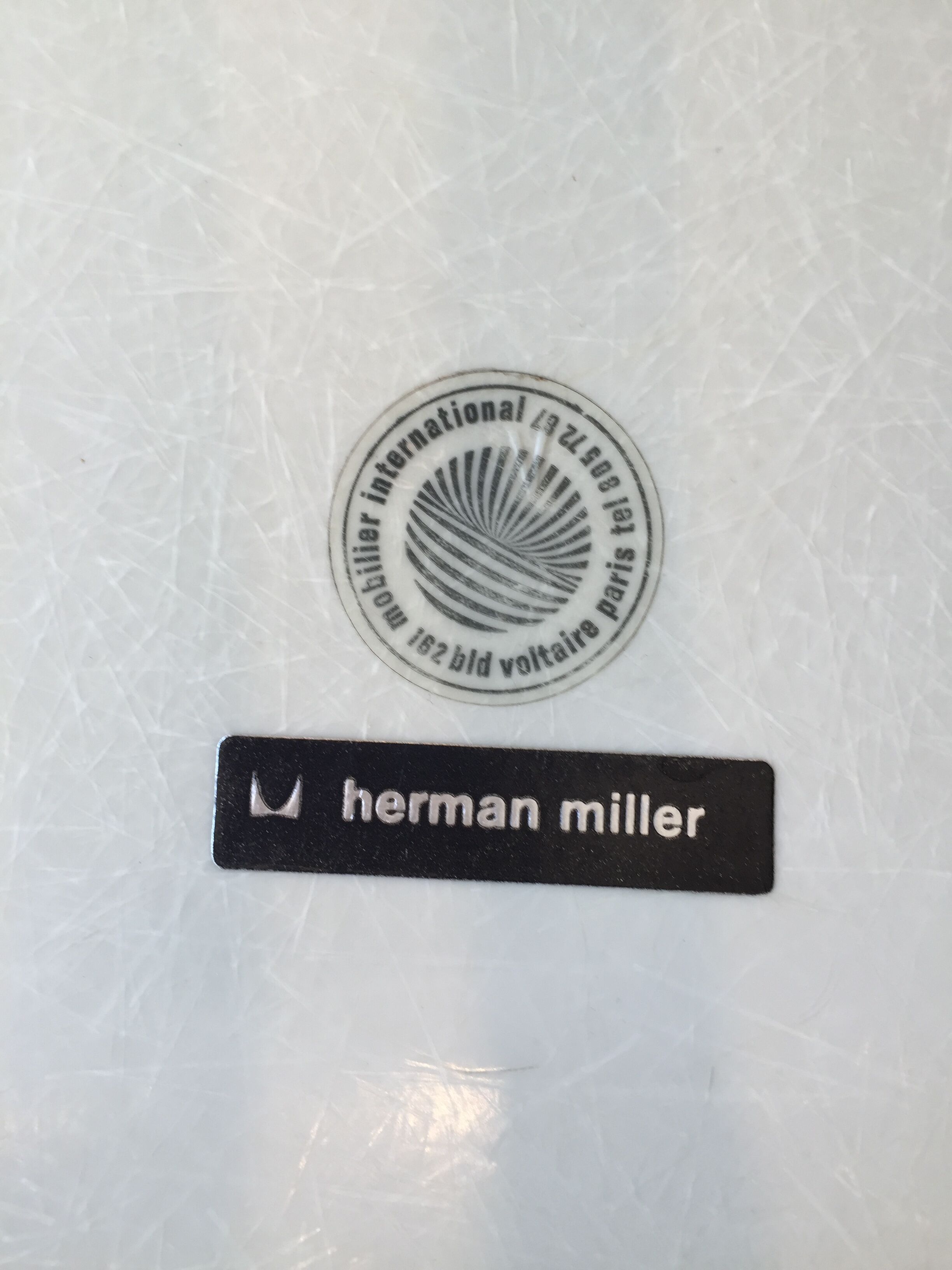 Set of 4 chairs the Fonda by Charles and Ray Eames, woolen yellow straw 1960-1970