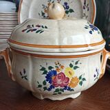 Longchamp tureen, tiled Mistral service