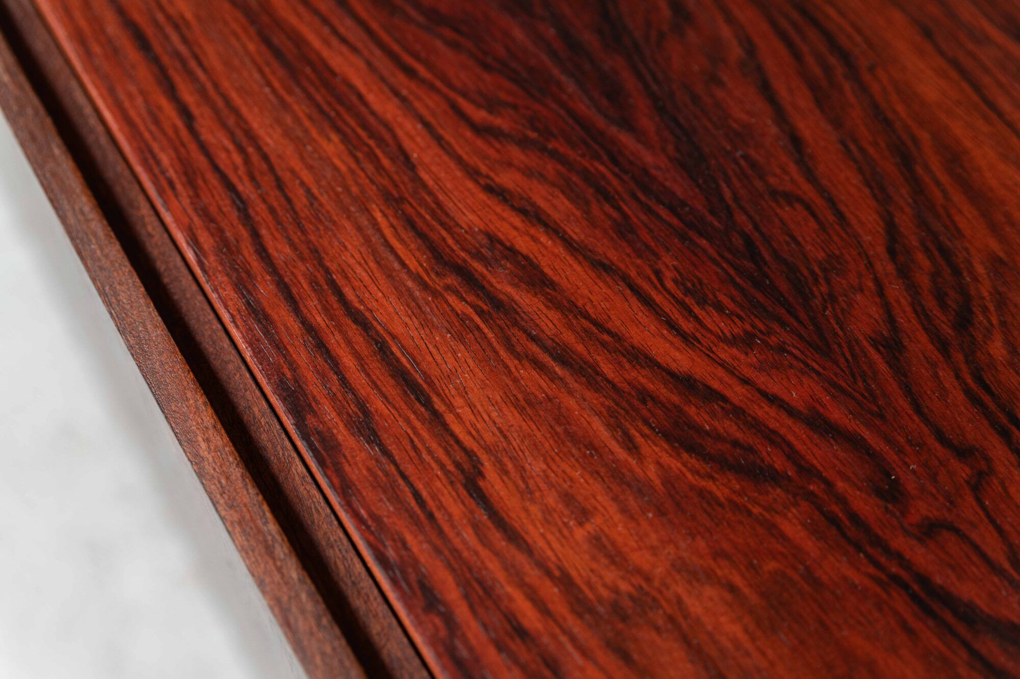 Buffet « B40 » de Dieter Waeckerlin