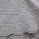 Plaid / jeté de lit boutis coton blanc rond marque kaszer