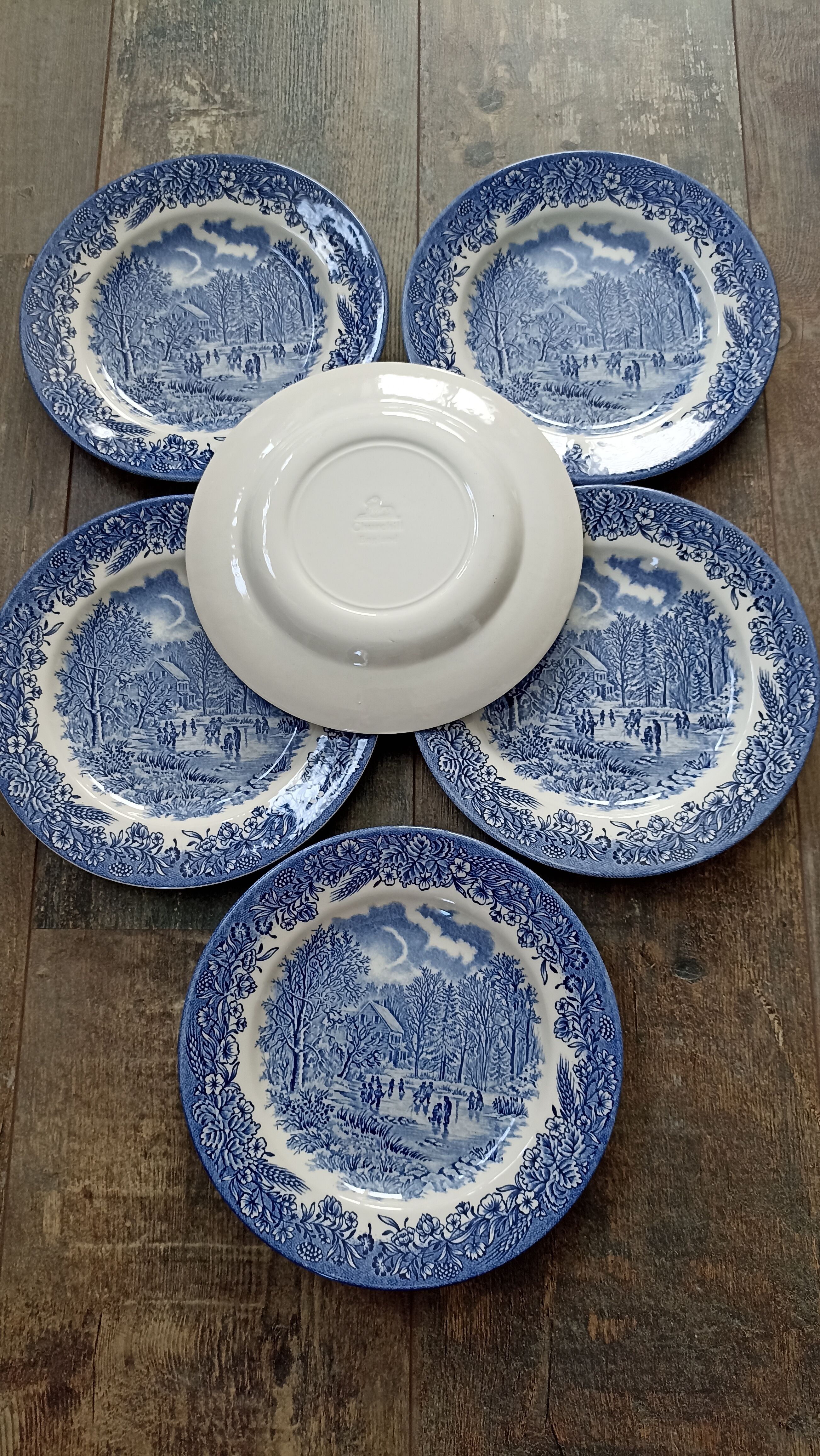 Churchill England dessert plates