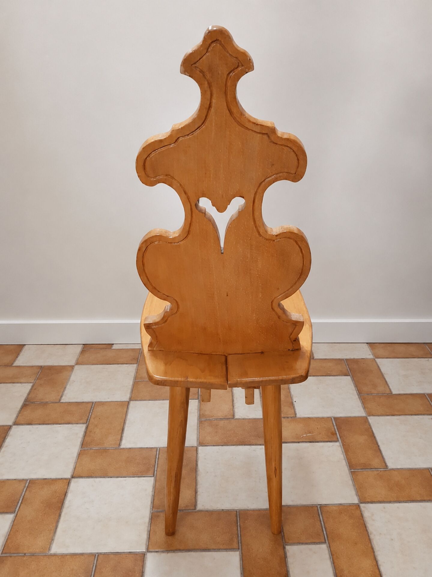 Lot de 4 chaises Tyroliennes.
