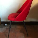 Vintage red moumoute chair