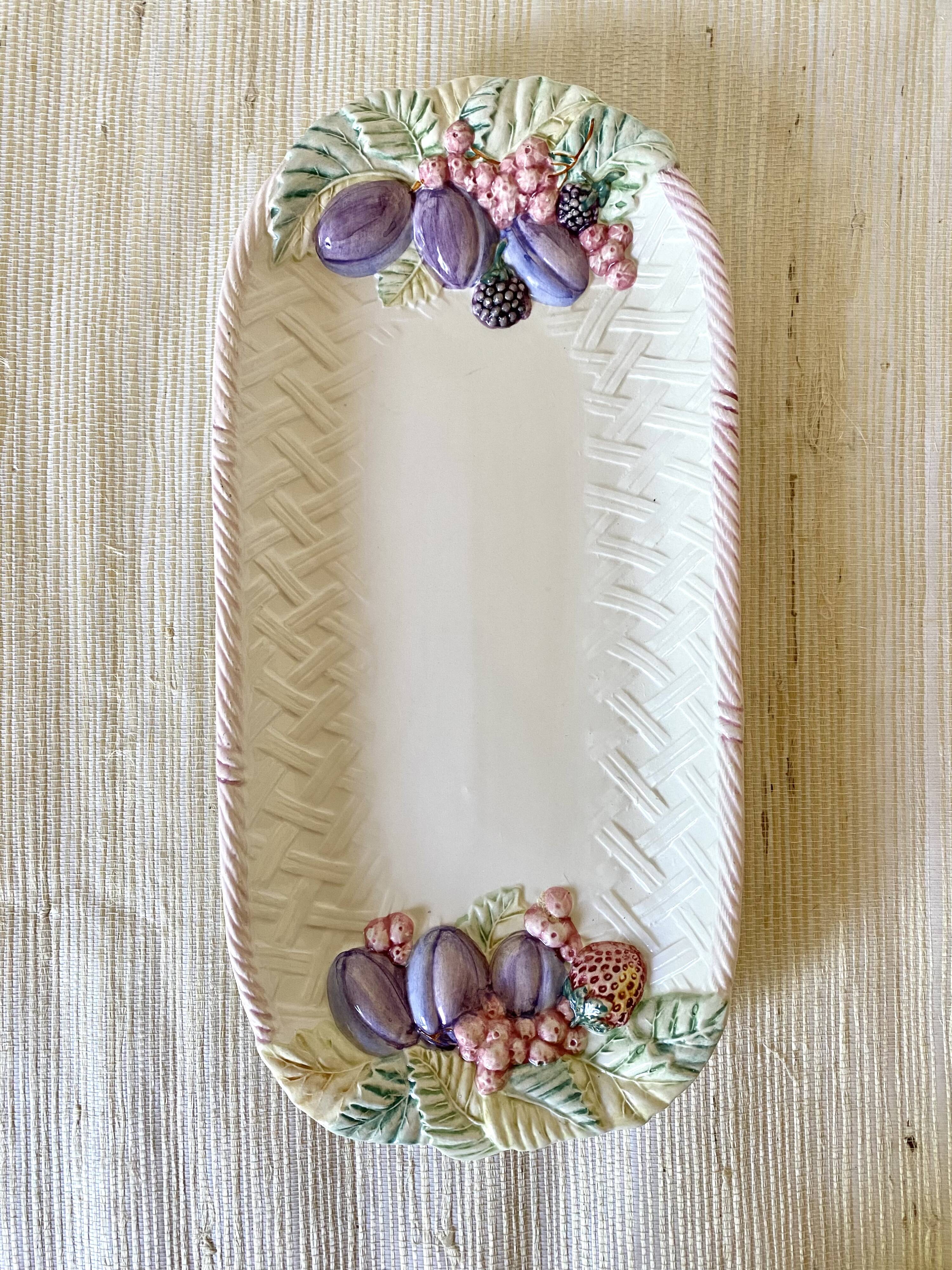 Long dish in fruit barbotine