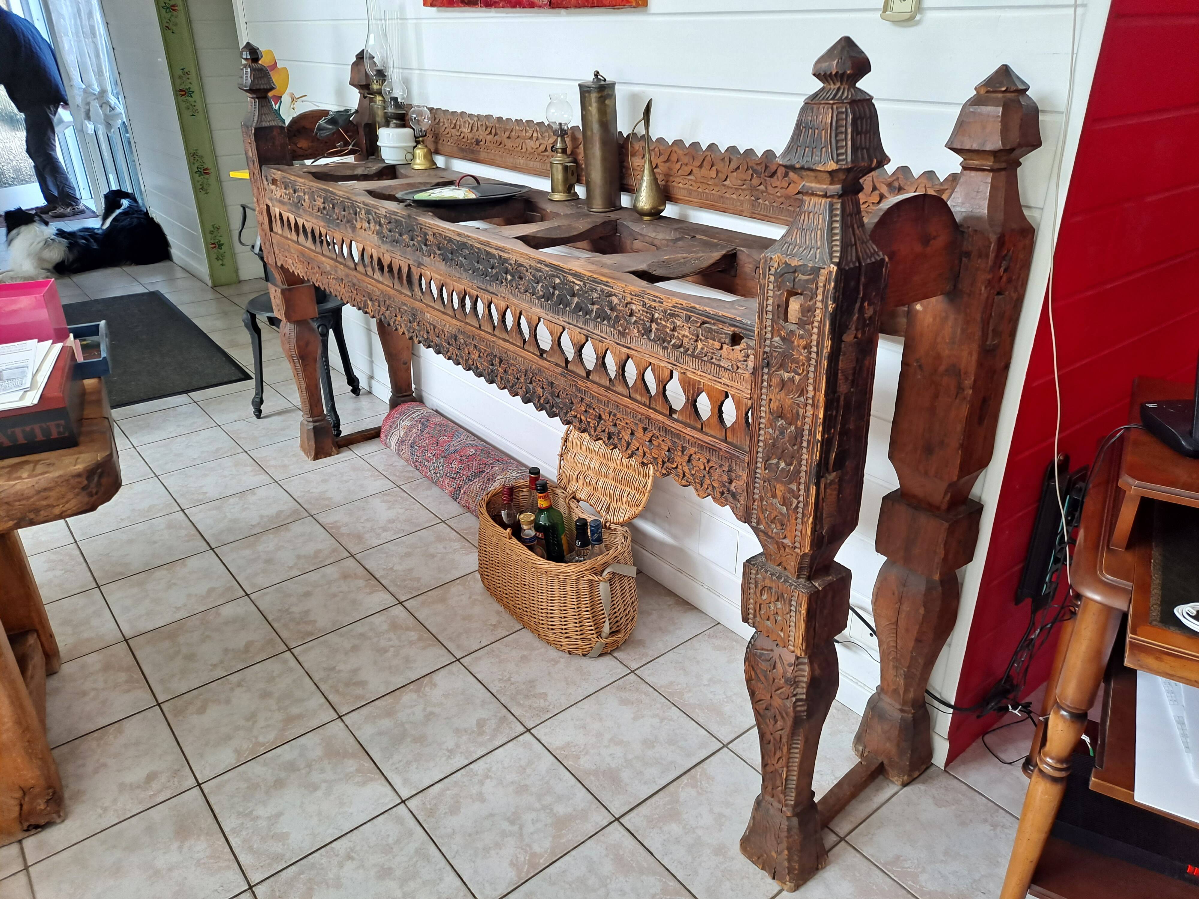 Artisanal wooden console, late 19th century.