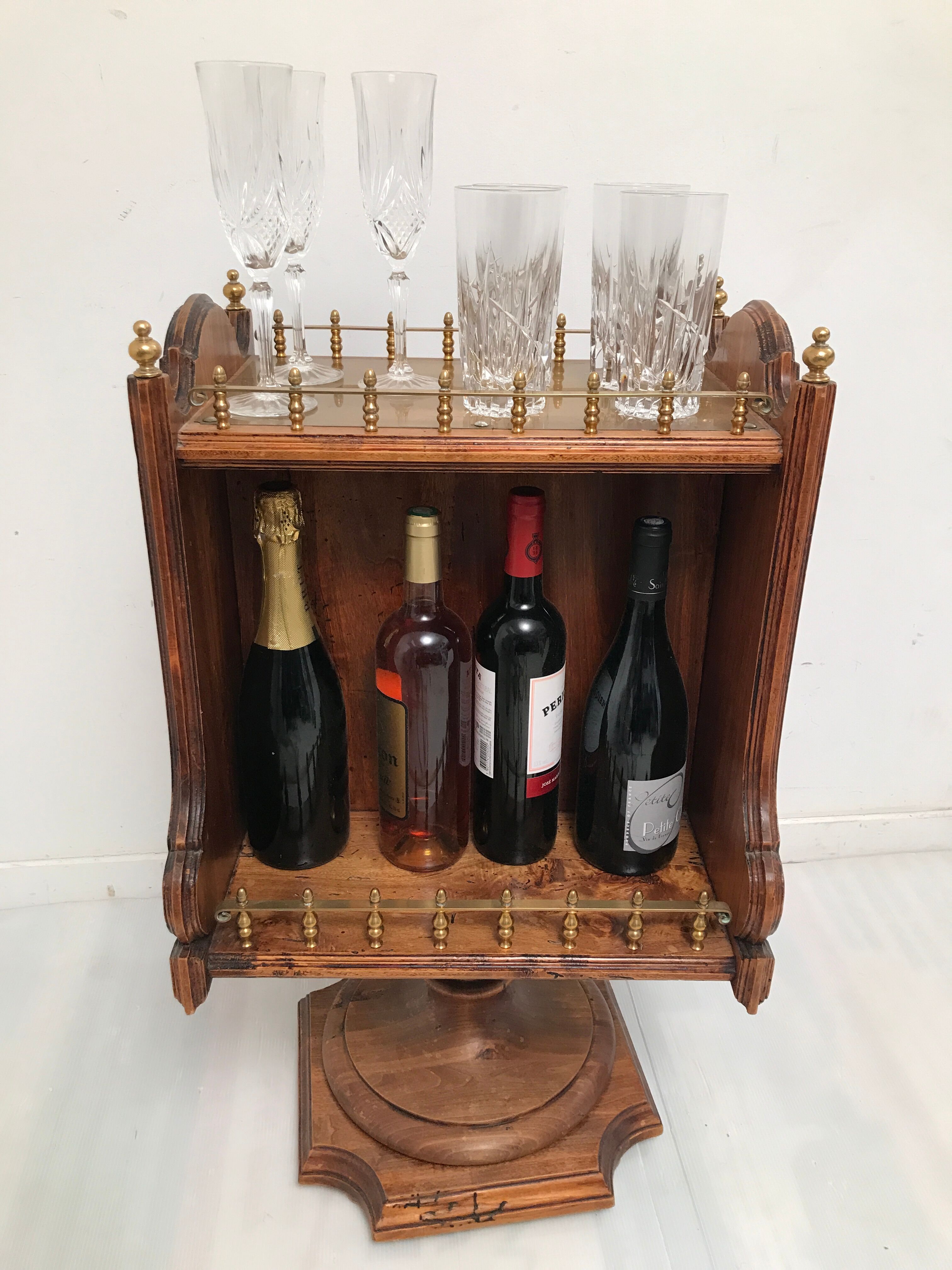 Swivel bar from the 50s