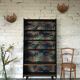 Bibliothèque scandinave noire à palmiers