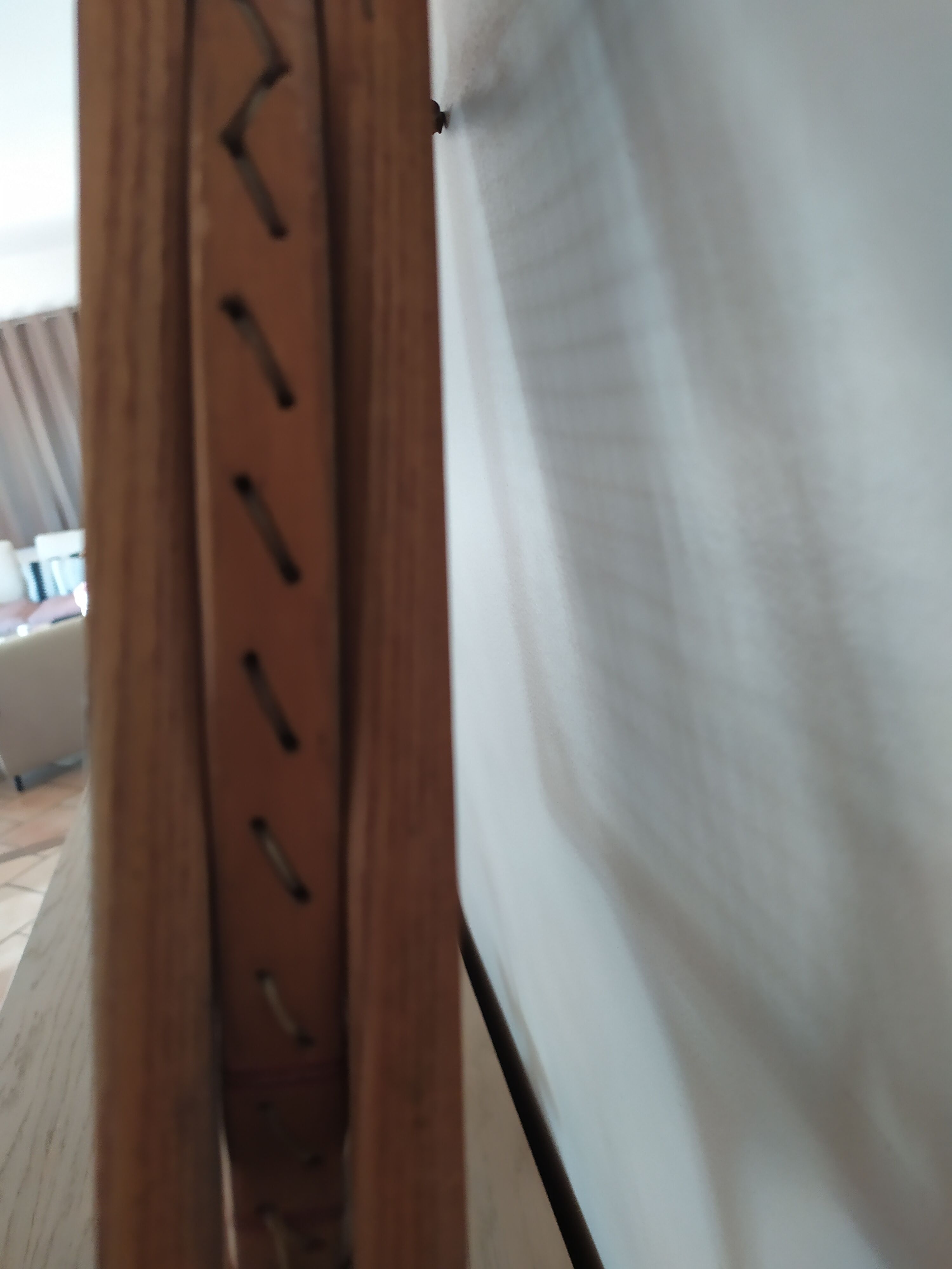 Raquette de tennis vintage avec cadre de maintien