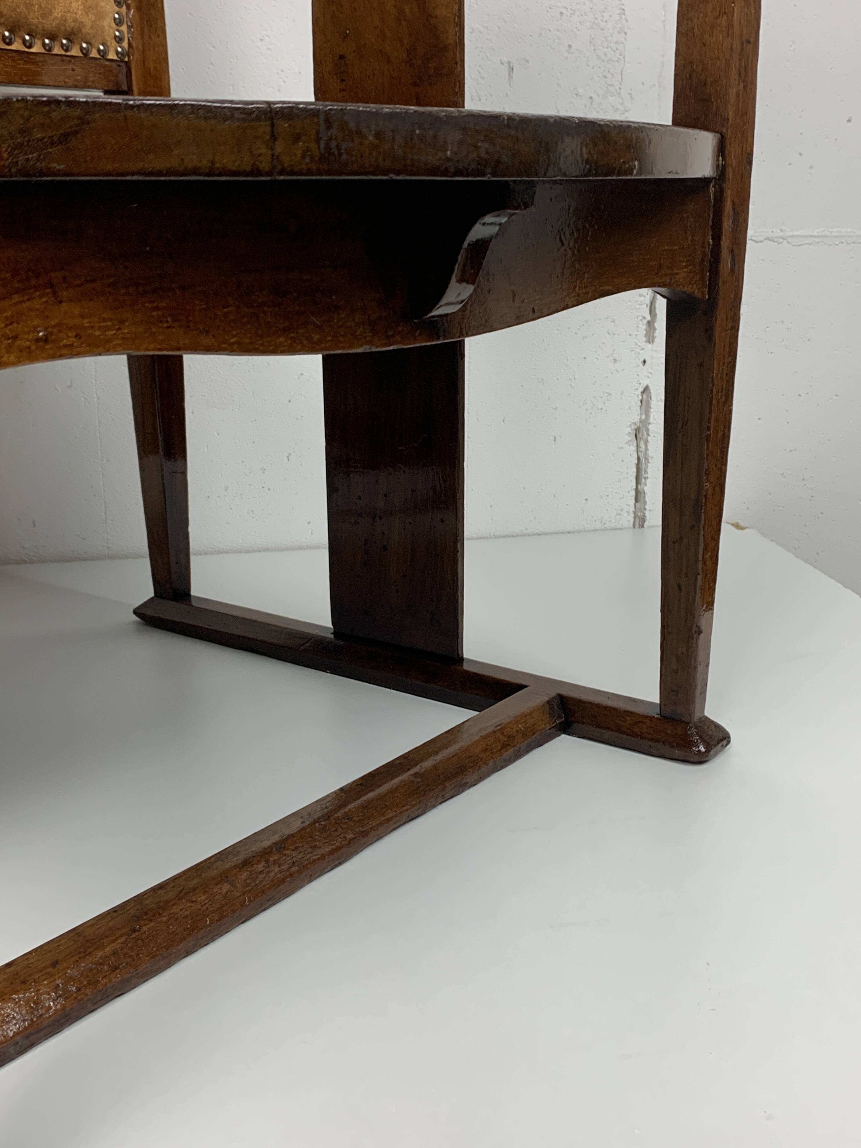 Chaise Arts and Crafts de William Birch par EG Punnett pour Liberty & Co. vers 1900