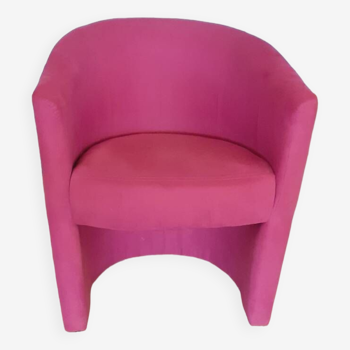 Fauteuil fuschia.