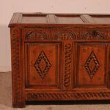 Coffre en chêne du 17° siècle anglais
