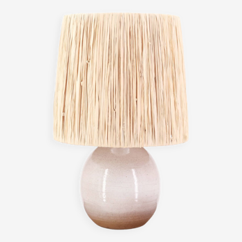 Lampe beige en céramique, abat jour en raphia, années 60