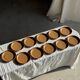11 assiettes à dessert en grès liseré brun Sarreguemines