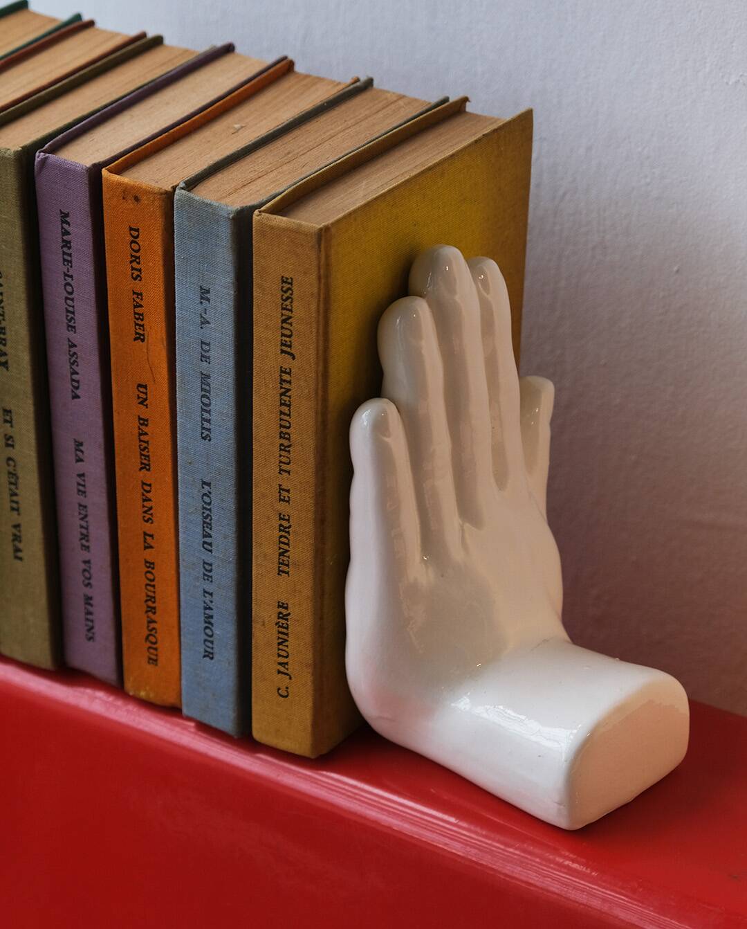 Ceramic bookends in the shape of hands x3, Holland, 1980s