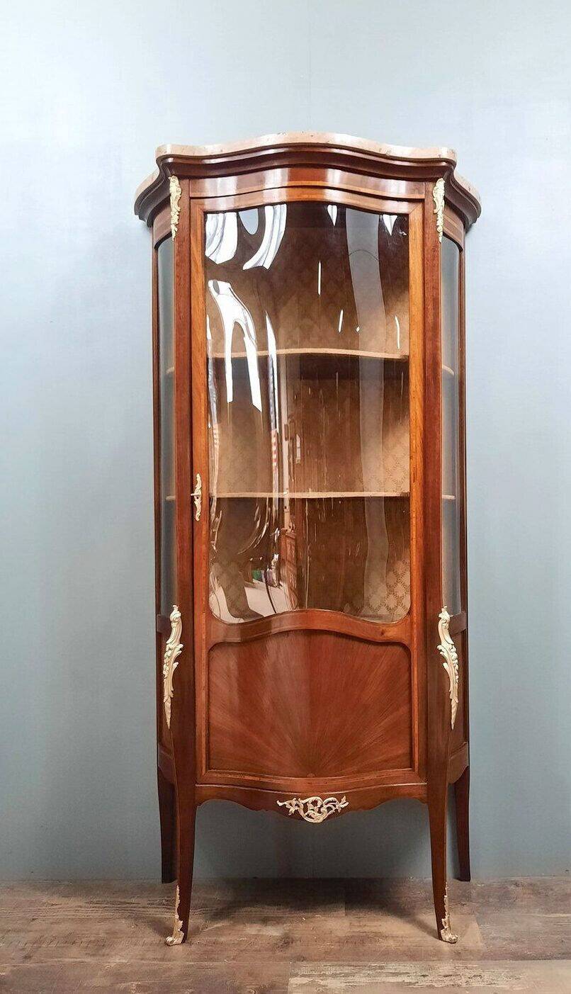 Curved display bookcase in Louis XV style marquetry circa 1900-1920