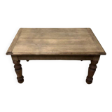 Small wooden coffee table with turned legs