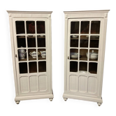 Pair of Parisian showcases