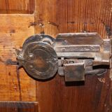 Hand-painted armoire Sublime from around 1800 in oak.