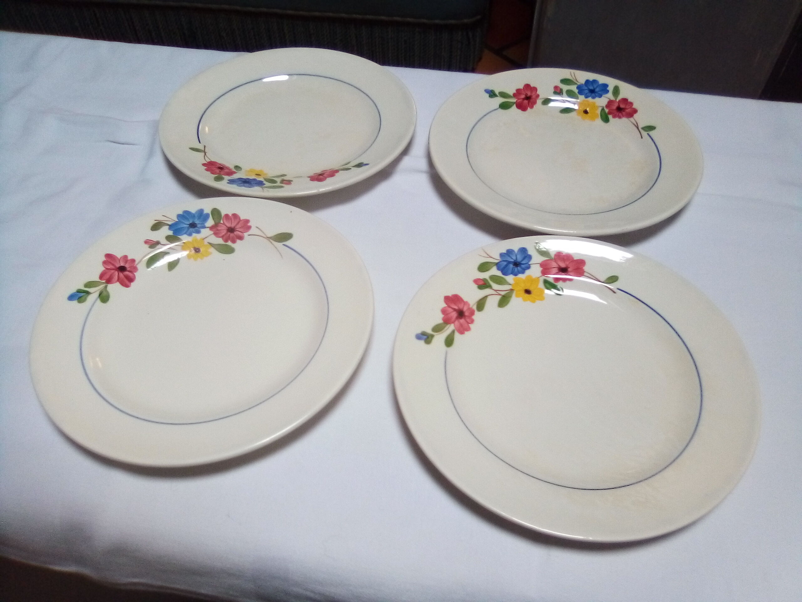 4 Beausoleil Digoin Sarreguemines dessert plates