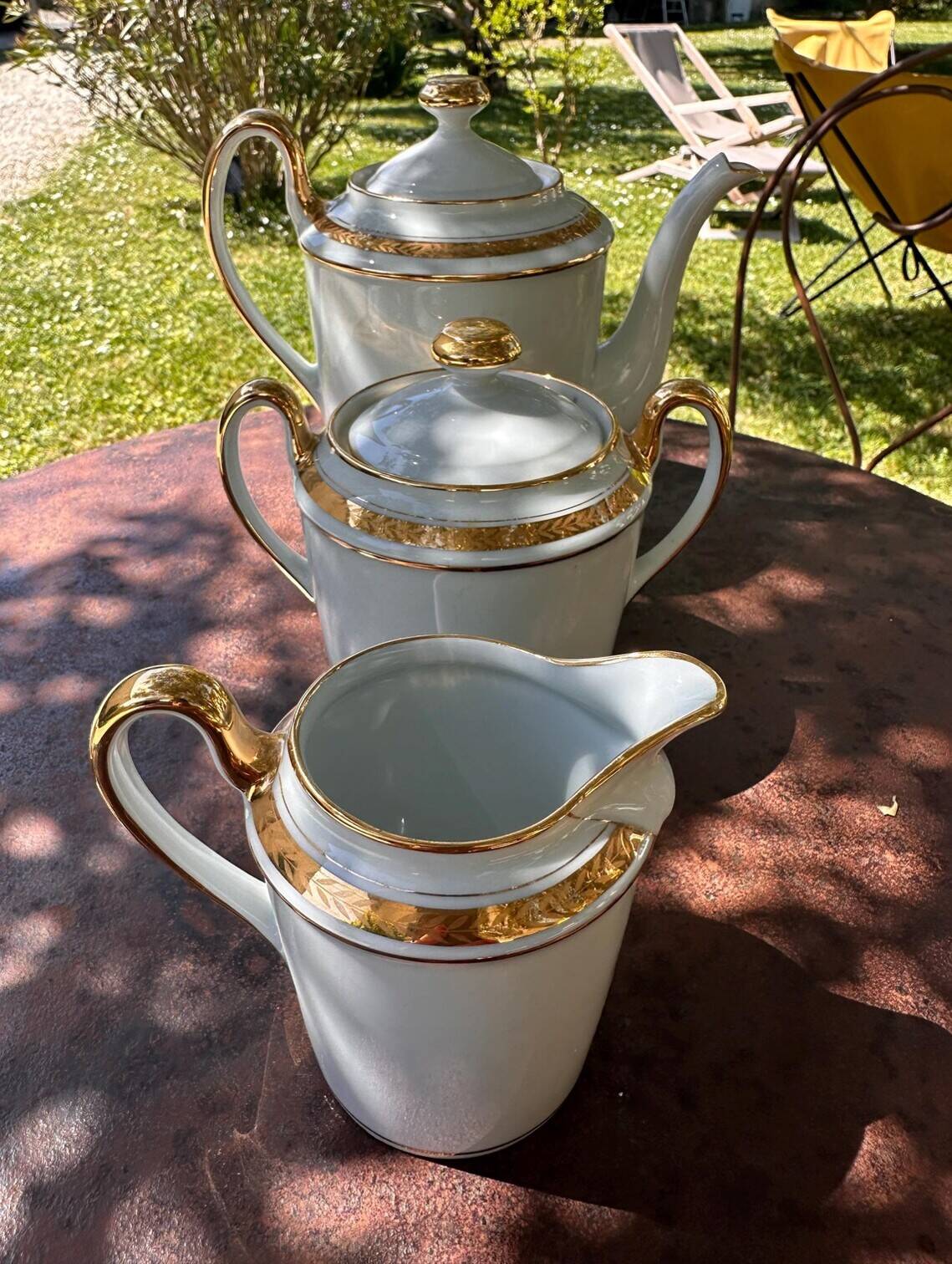 teapot, sugar bowl, cream jug, porcelain from Sologne, Larchevêque