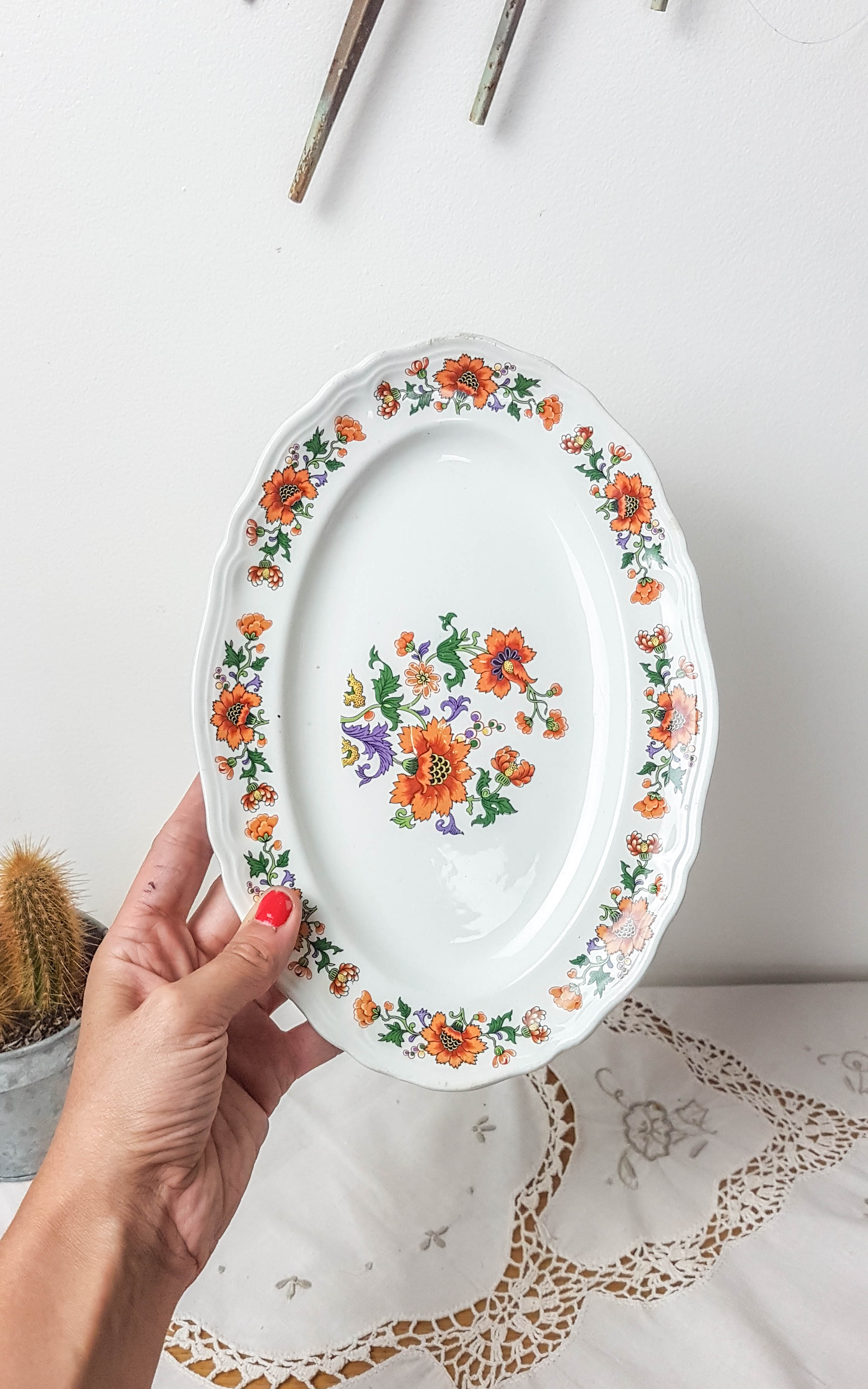 Table service in vintage earthenware Mills of Wolves "ORCHIES" 44 pieces
