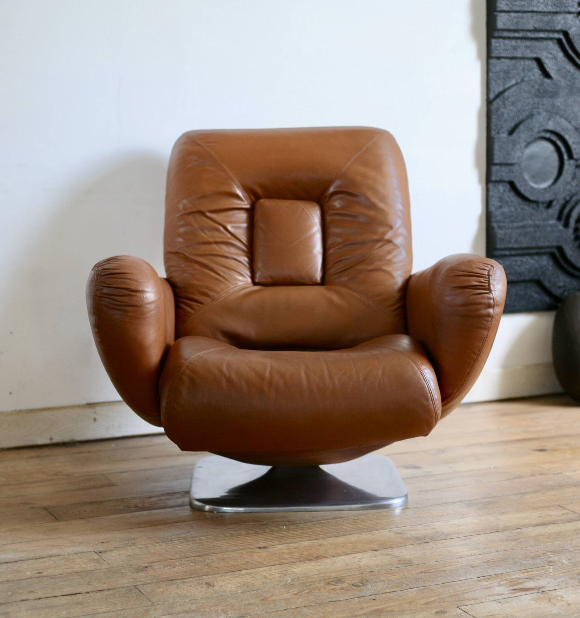 "Space age" armchair, 1970s, leather.