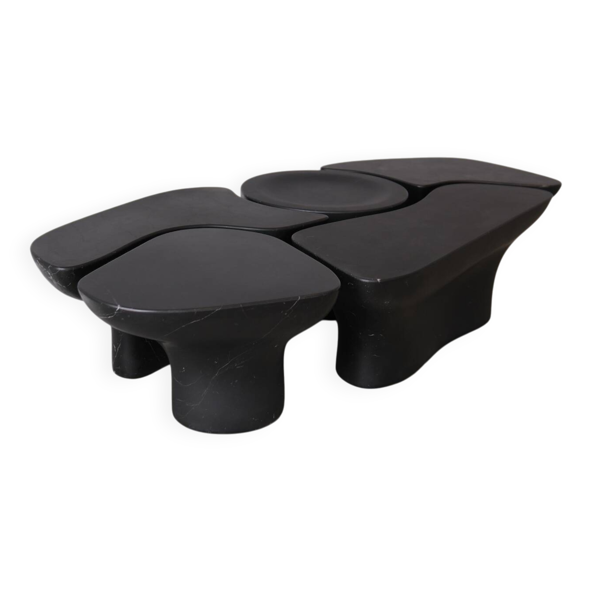 Marble coffee table - Aulyom Studio