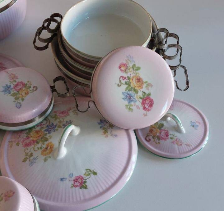 Lot of old porcelain casseroles flowers wall decoration