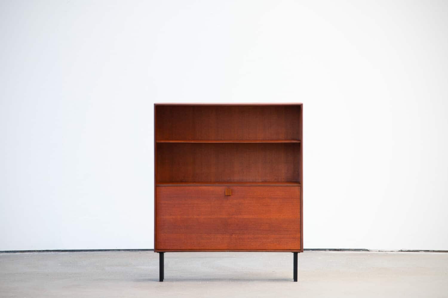 Scandinavian furniture designed by Kofod Larsen for Gplan 1960. (Danish)