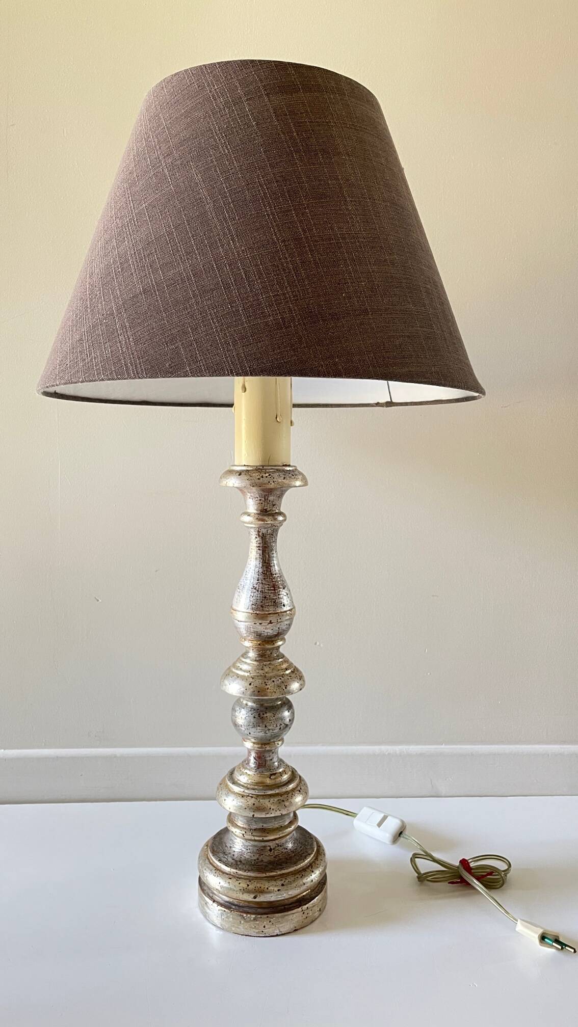 Lampe haute bois argenté l'acropole - paris
