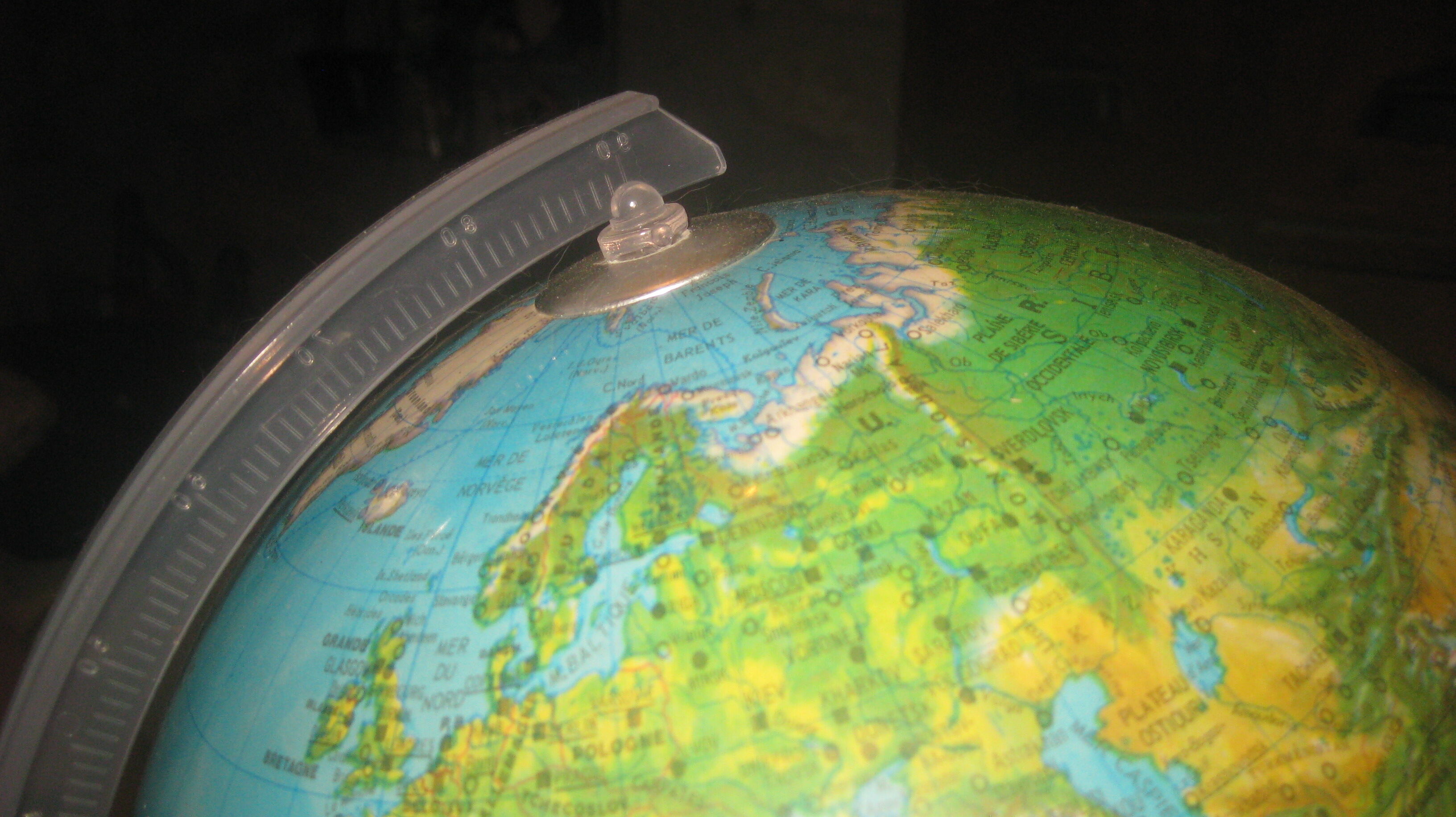Mappe monde lumineuse