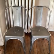Lot de 2 authentiques chaises tolix