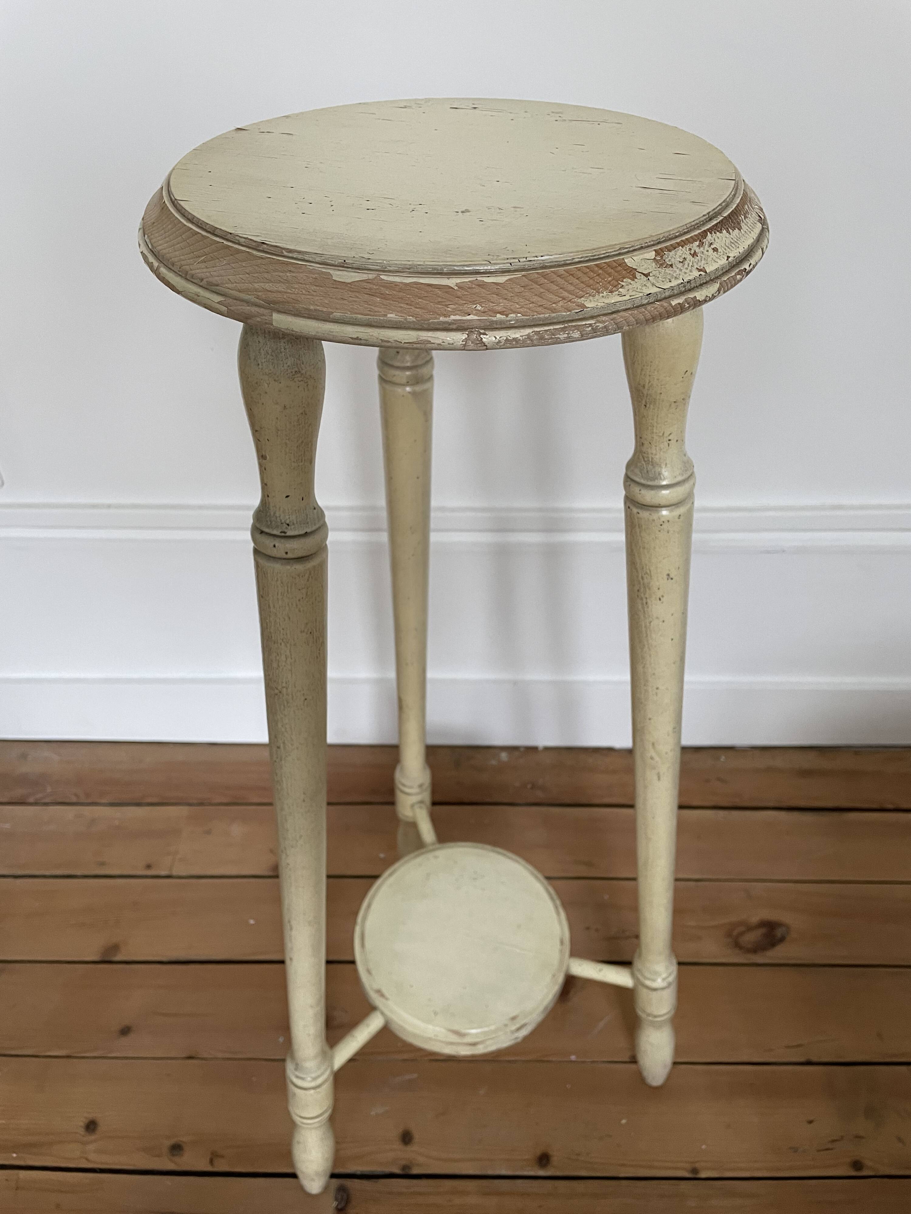 Vintage wooden harness with 2 trays