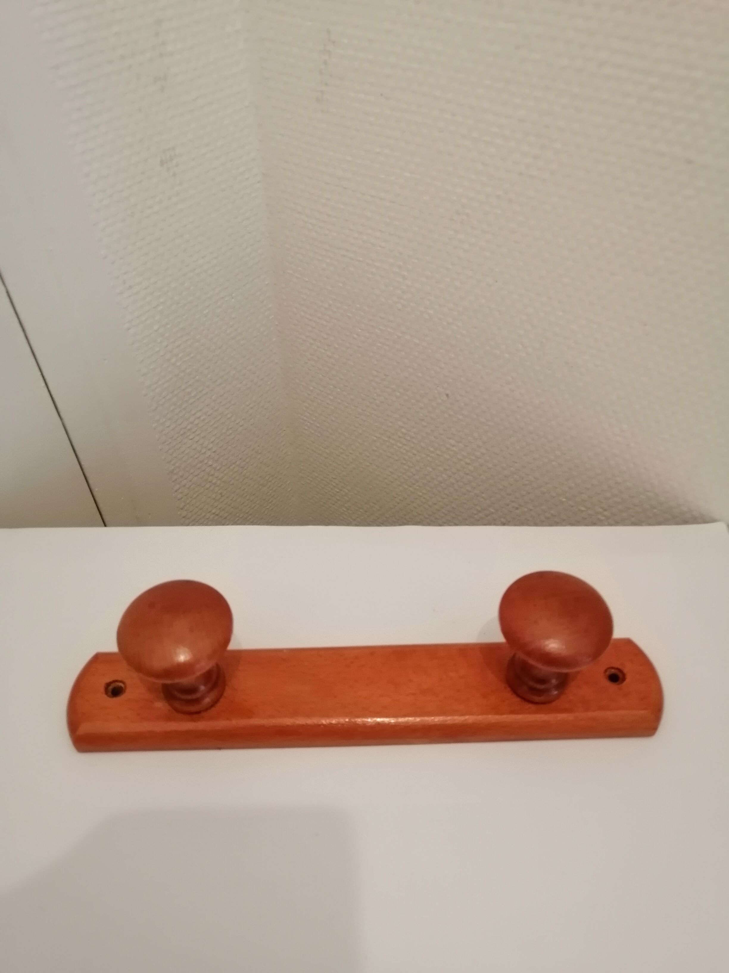 Portemanteau mural en bois 2 pateres