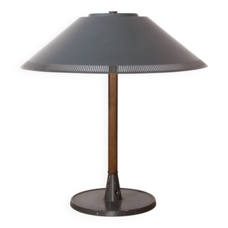 Dark green Lyfa Danish design table lamp