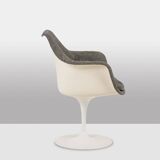 Eero Saarinen for Knoll. 'Tulip' armchair. 1960s/1970s.