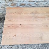 Closing table a drawer