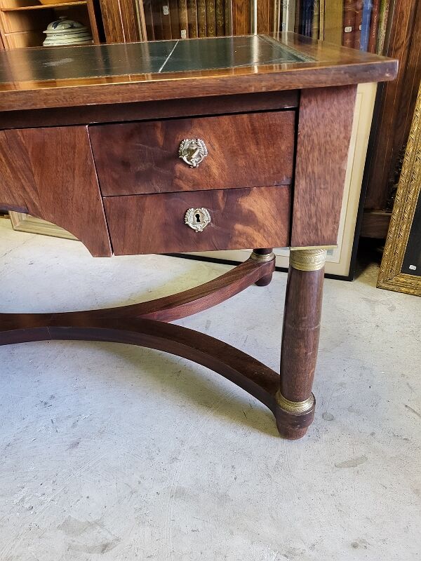 Bureau de style empire en acajou