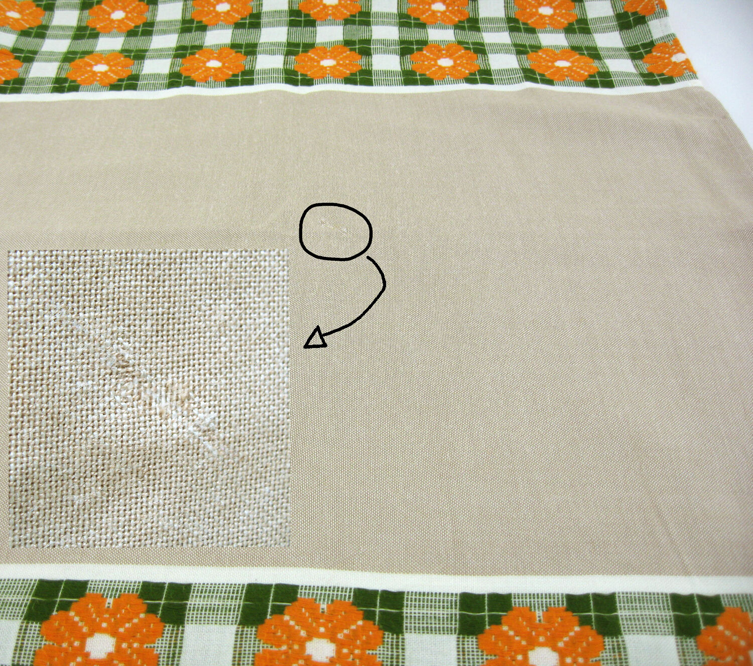 2 tablecloths & 10 napkins in beige dralon 1970