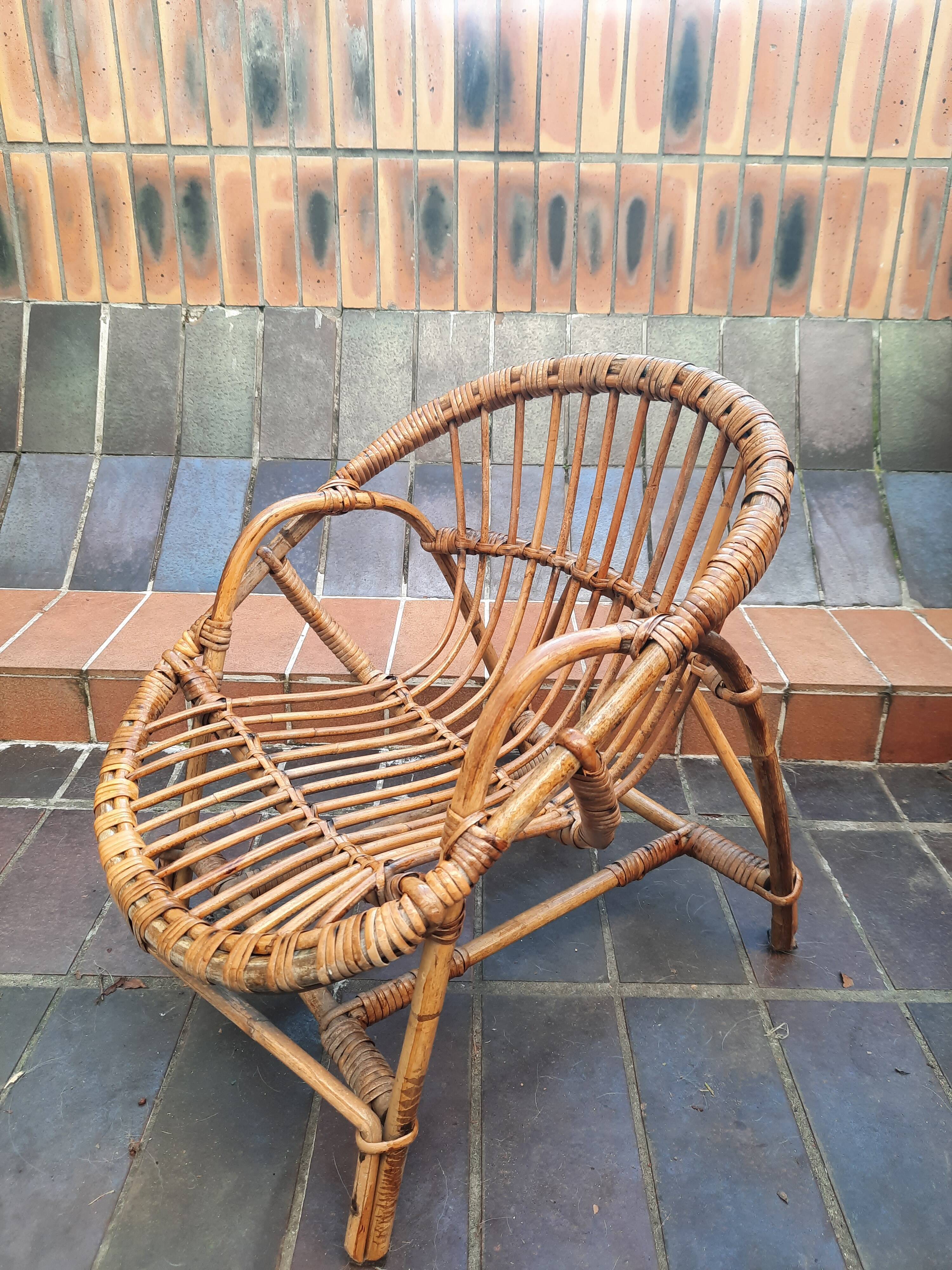 Fauteuil corbeille enfant en rotin